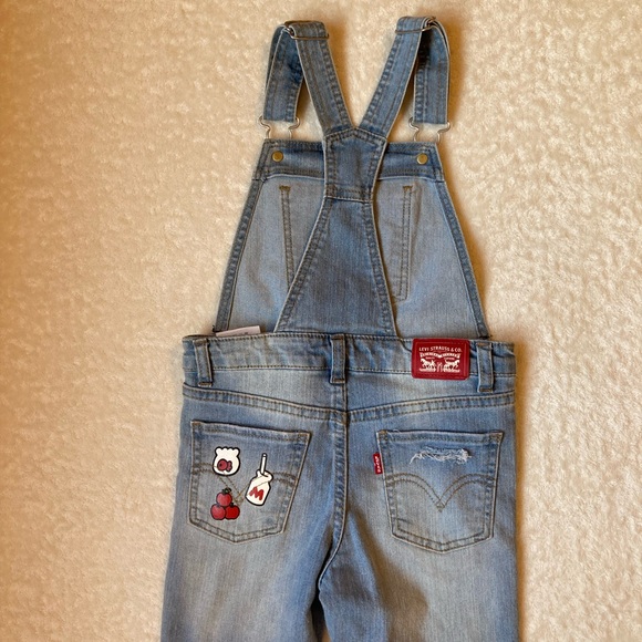 Levi’s Children’s Hello Kitty Overalls Size 6 REG - Picture 4 of 9